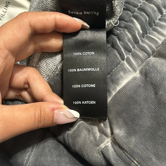 Filling Pieces - Picture 14 of 14